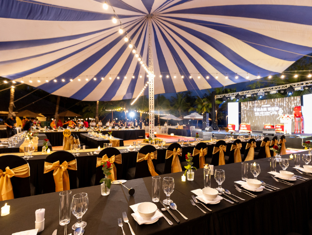 Tổ chức sự kiện